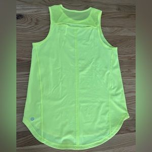 Lululemon Sculpt Tank in Electric Lemon size 6